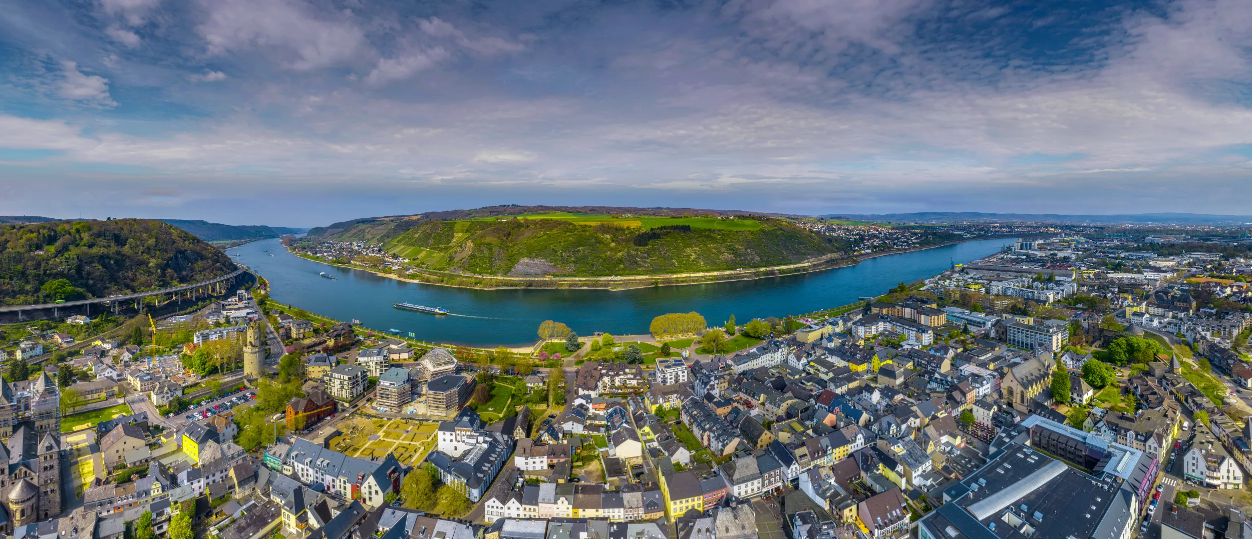 Hausmeisterservice Andernach, Blick über die Altstadt und das Rheinufer